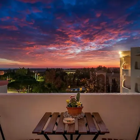 公寓 Heaven's Paradise-pool-sunset-1br *