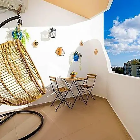 Heaven's Paradise-pool-sunset-1br Apartman Vilamoura
