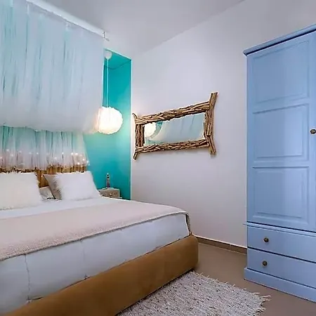 Heaven's Paradise-pool-sunset-1br *