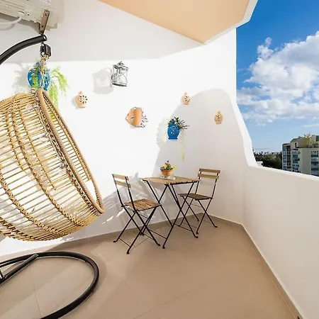 Heaven's Paradise-pool-sunset-1br Apartamento